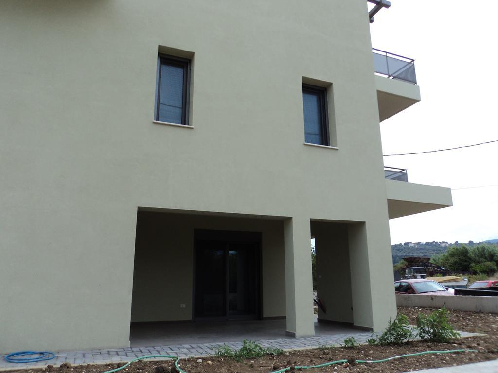 Violeta Apartments Lefkada City ภายนอก รูปภาพ