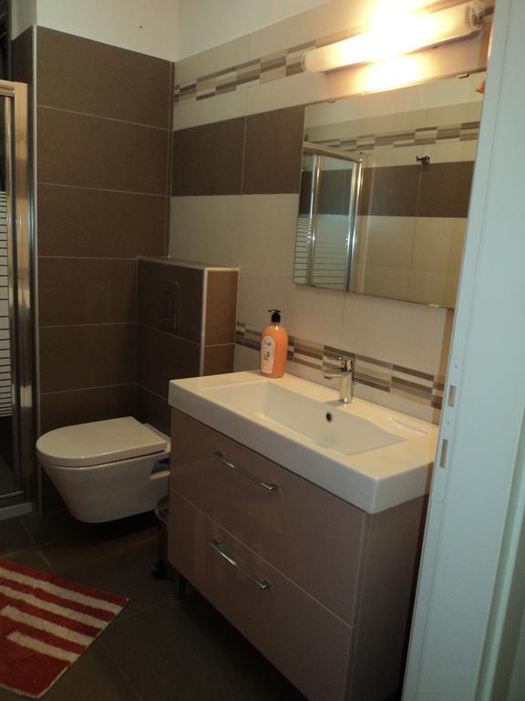 Violeta Apartments Lefkada City ภายนอก รูปภาพ